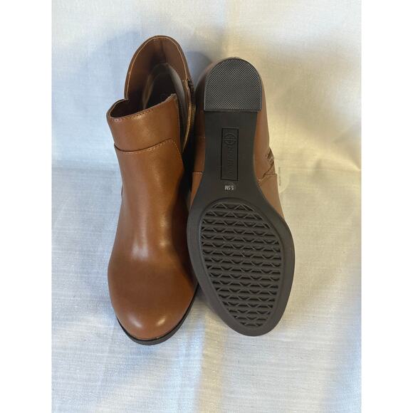 Giani Bernini Abalina Brown Faux Leather Short Bootie Size 5.5 - Picture 2 of 7